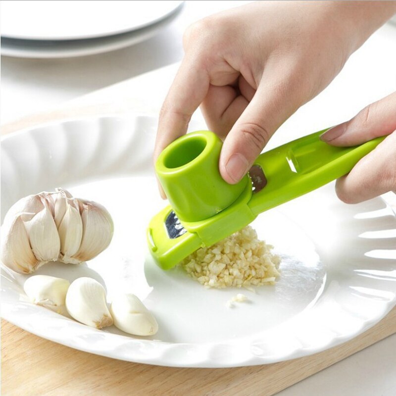 Kitchen Gadgets Cool - 1 opakowanie Mini młynek do czosnku